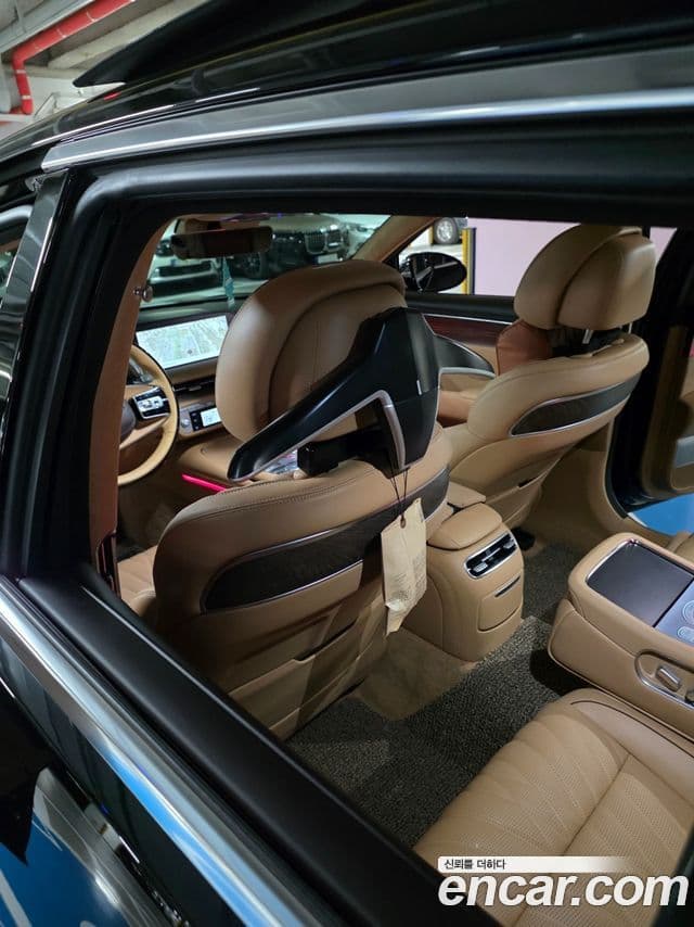 Genesis G90 (RS4) бензин 3.5 турбо e-S/C AWD, 2025 9