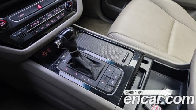 Kia All New Carnival Prestige, 2016 9