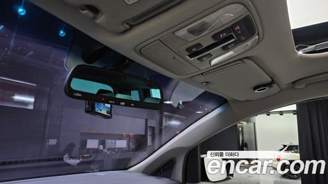 Kia All New Carnival Prestige, 2016 17