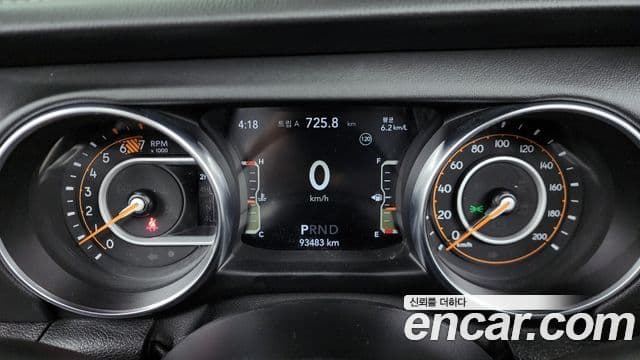 Jeep Wrangler (JL) 2.0 Overland Power top 4도어, 2021 8