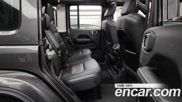 Jeep Wrangler (JL) 2.0 Overland Power top 4도어, 2021 12