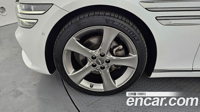 Genesis G80 (RG3) бензин 2.5 турбо AWD, 2021 все фото