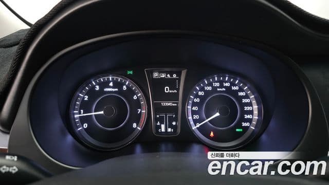 Hyundai Aslan G300 Modern Basic, 2016 8