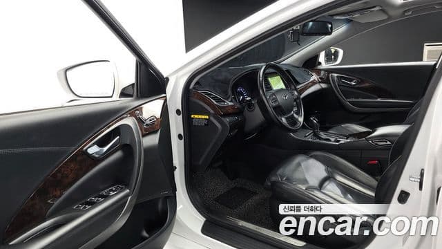 Hyundai Aslan G300 Modern Basic, 2016 11