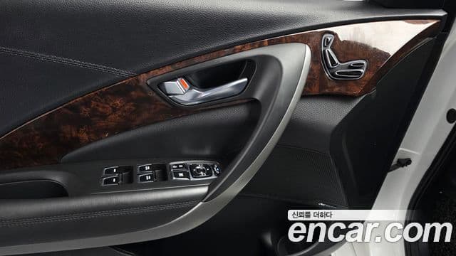 Hyundai Aslan G300 Modern Basic, 2016 18