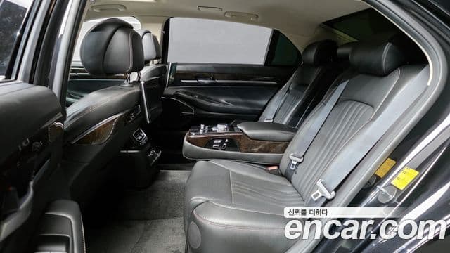 Genesis G90 Premium Luxury, 2021 12