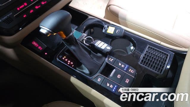 Kia The / новый New Carnival Noblesse Special, 2019 9