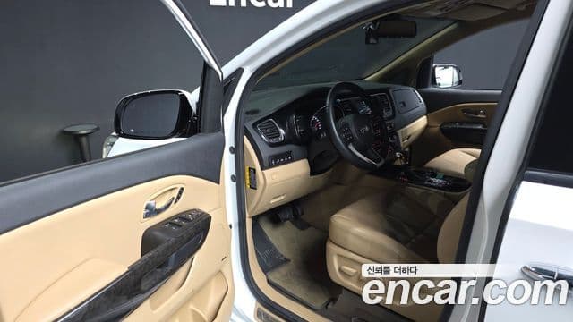 Kia The / новый New Carnival Noblesse Special, 2019 10