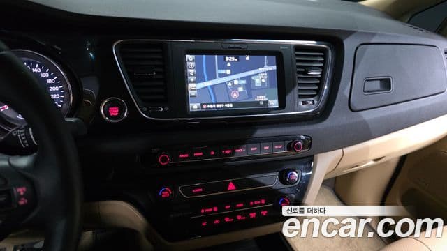 Kia The / новый New Carnival Noblesse Special, 2019 14