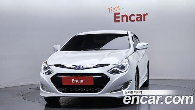 Hyundai Sonata гибрид Modern, 2015 3