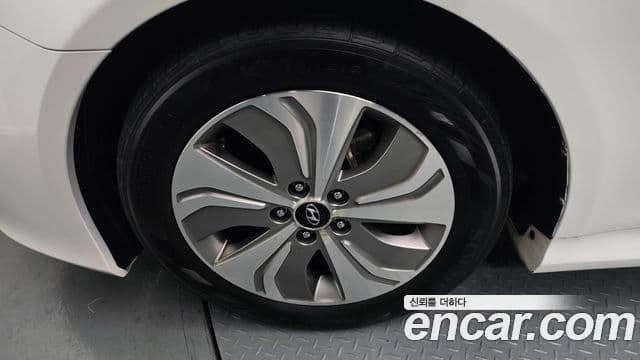 Hyundai Sonata гибрид Modern, 2015 все фото