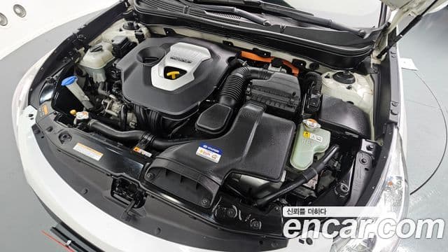 Hyundai Sonata гибрид Modern, 2015 6