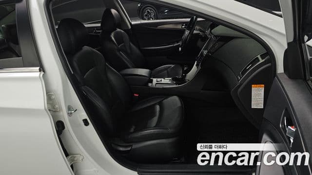 Hyundai Sonata гибрид Modern, 2015 10