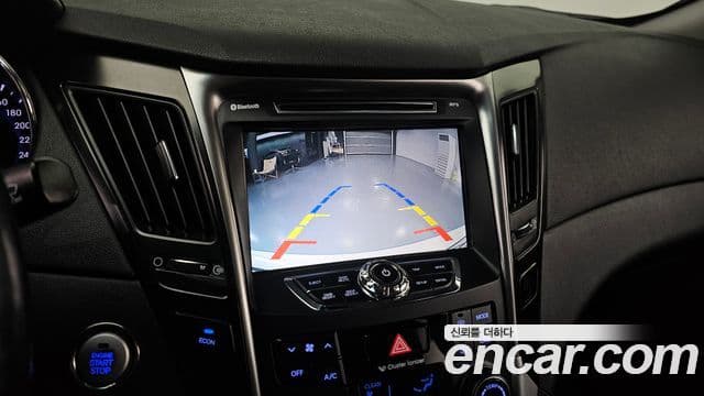 Hyundai Sonata гибрид Modern, 2015 14