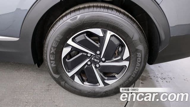 Kia Sportage 5세대 гибрид Prestige 2WD, 2023 все фото