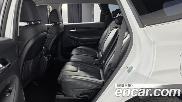 Hyundai The / новый New Santa Fe Exclusive, 2023 12