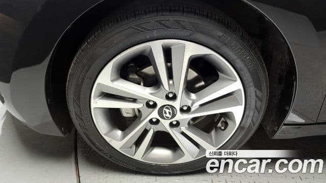 Hyundai Avante AD 1.6 GDI Value Plus, 2017 все фото