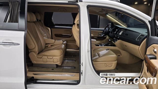 Kia All New Carnival President, 2017 10