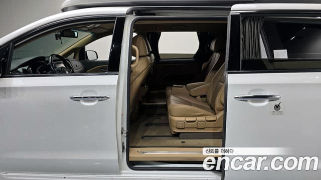 Kia All New Carnival President, 2017 12