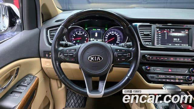 Kia All New Carnival President, 2017 13