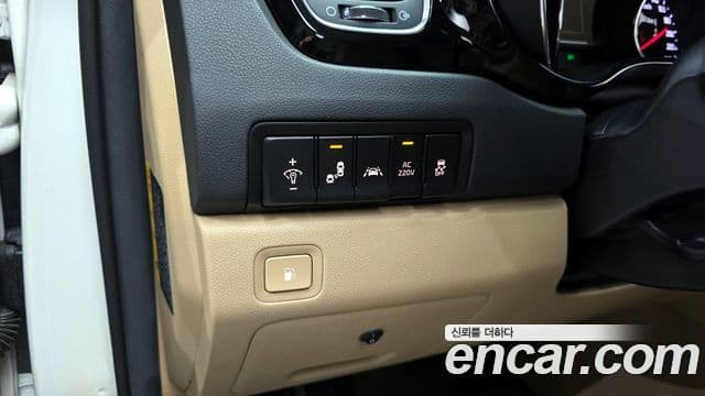 Kia All New Carnival President, 2017 16