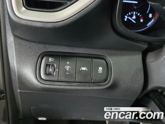 Hyundai Venue Modern, 2020 11