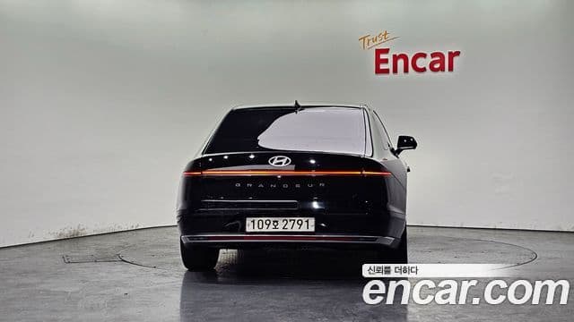 Hyundai Grandeur (GN7) Exclusive, 2023 4