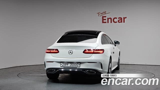 Mercedes-Benz E-класс W213 E220d купе, 2017 4