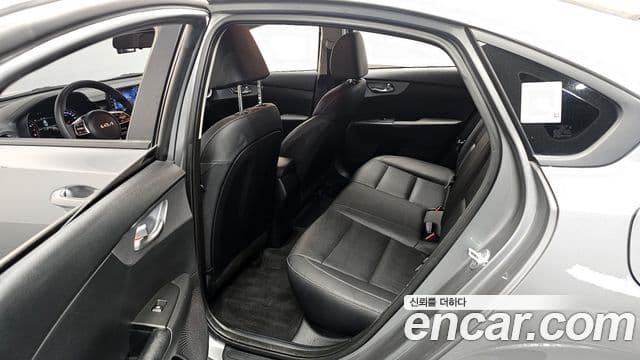 Kia The / новый New K3 2세대 Trendy, 2022 11