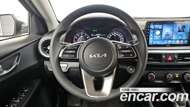 Kia The / новый New K3 2세대 Trendy, 2022 13