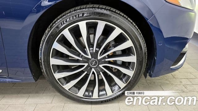 Lincoln Continental 10세대 3.0 Presidential AWD, 2017 все фото