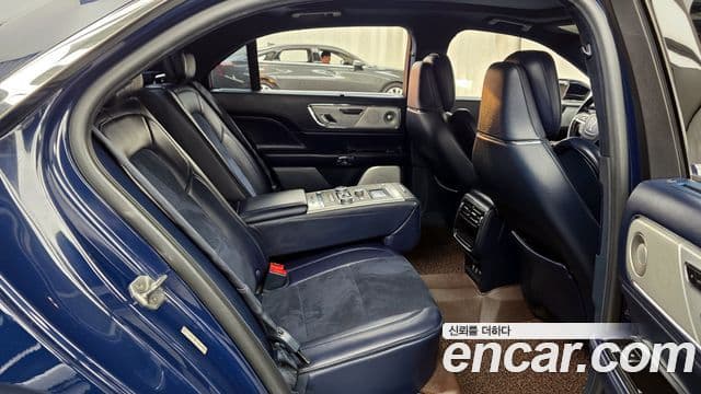 Lincoln Continental 10세대 3.0 Presidential AWD, 2017 12