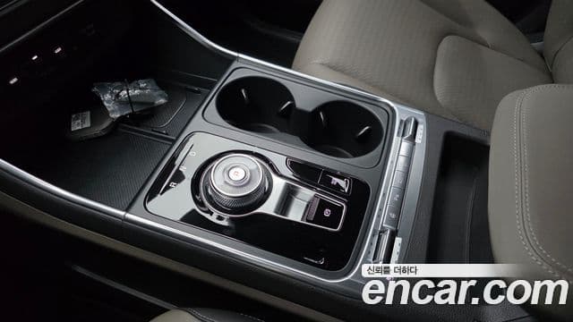 Kia The / новый New Carnival 4세대 Signature, 2025 9