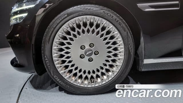 Genesis G80 (RG3) бензин 2.5 турбо AWD, 2021 все фото