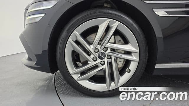 Genesis G80 (RG3) бензин 2.5 турбо 2WD, 2025 все фото