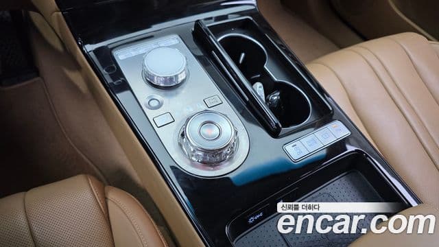 Genesis G80 (RG3) бензин 2.5 турбо 2WD, 2025 9