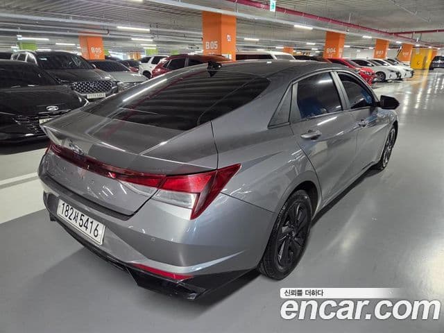 Hyundai Avante гибрид (CN7) Modern, 2022 3