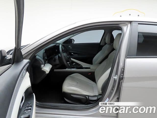 Hyundai Avante гибрид (CN7) Modern, 2022 12