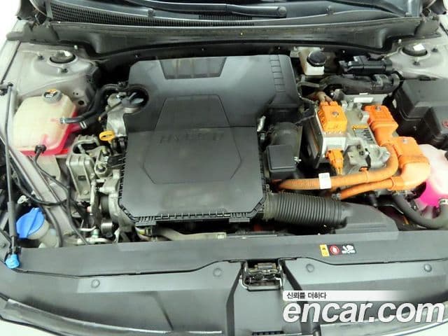 Hyundai Avante гибрид (CN7) Modern, 2022 19