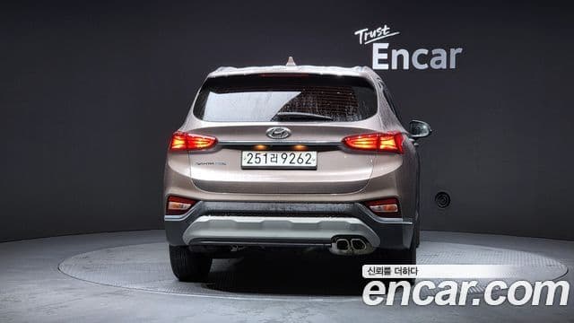 Hyundai Santa Fe TM Premium, 2020 4