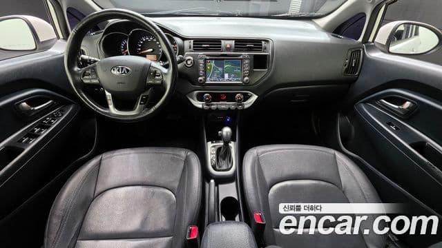 Kia All New Pride Luxury, 2014 7