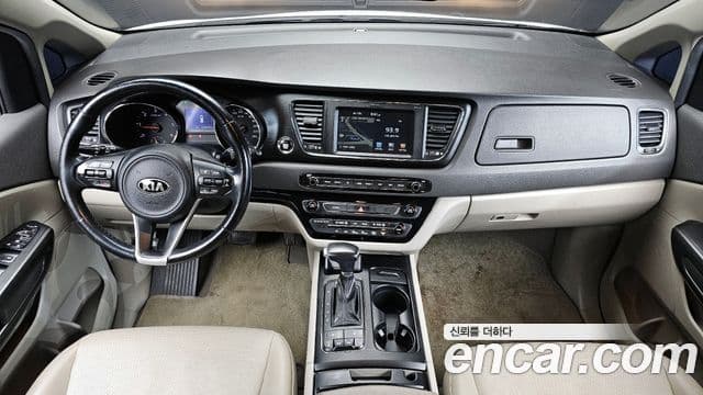 Kia All New Carnival Luxury, 2018 7