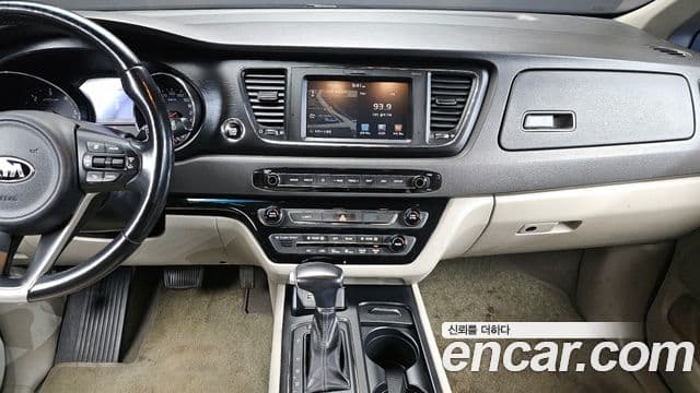 Kia All New Carnival Luxury, 2018 15