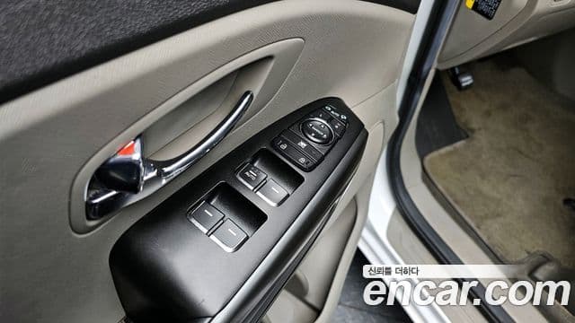 Kia All New Carnival Luxury, 2018 18