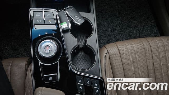 Kia K8 гибрид Signature, 2023 13