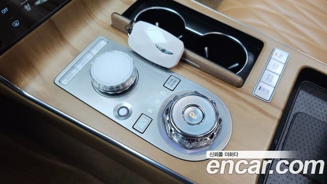 Genesis G80 (RG3) бензин 2.5 турбо AWD, 2025 9