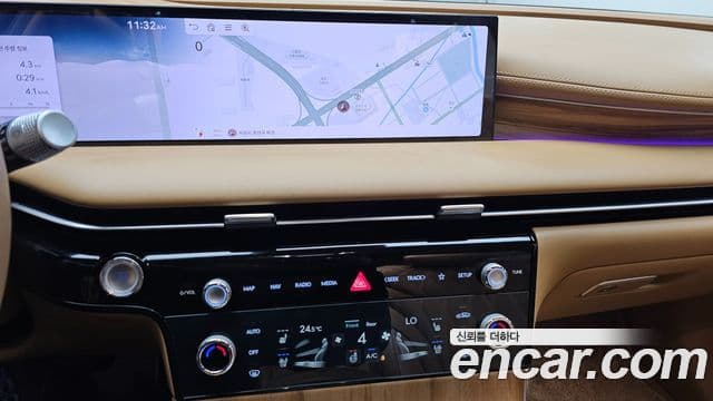 Genesis G80 (RG3) бензин 2.5 турбо AWD, 2025 14