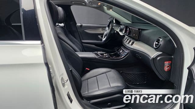 Mercedes-Benz E-класс W213 Avantgarde, 2018 11