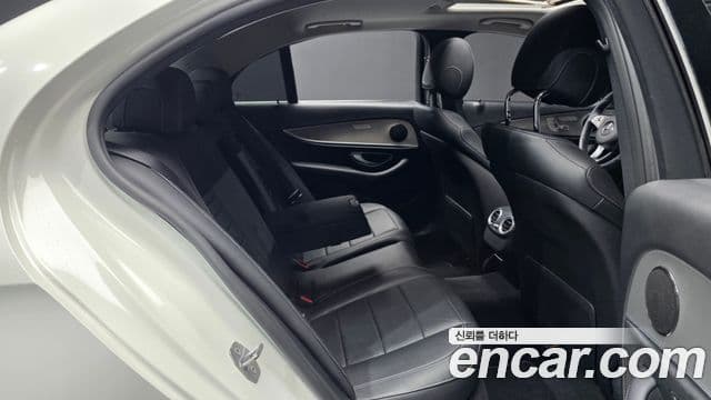 Mercedes-Benz E-класс W213 Avantgarde, 2018 12