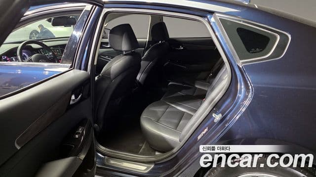 Kia K7 Premier 3.0 LPI Trendy(арендный автомобиль), 2020 11